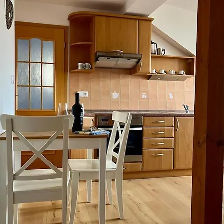 Apartman Terasa U Kolonady アパート